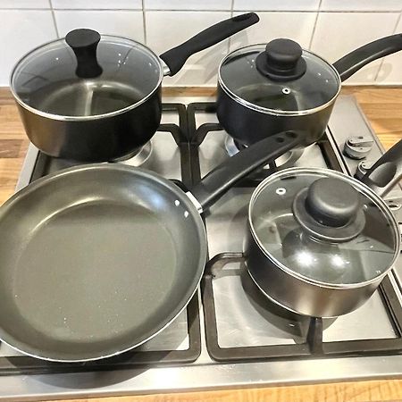 A Fantastic One Double Bedroom Flat Londres Extérieur photo