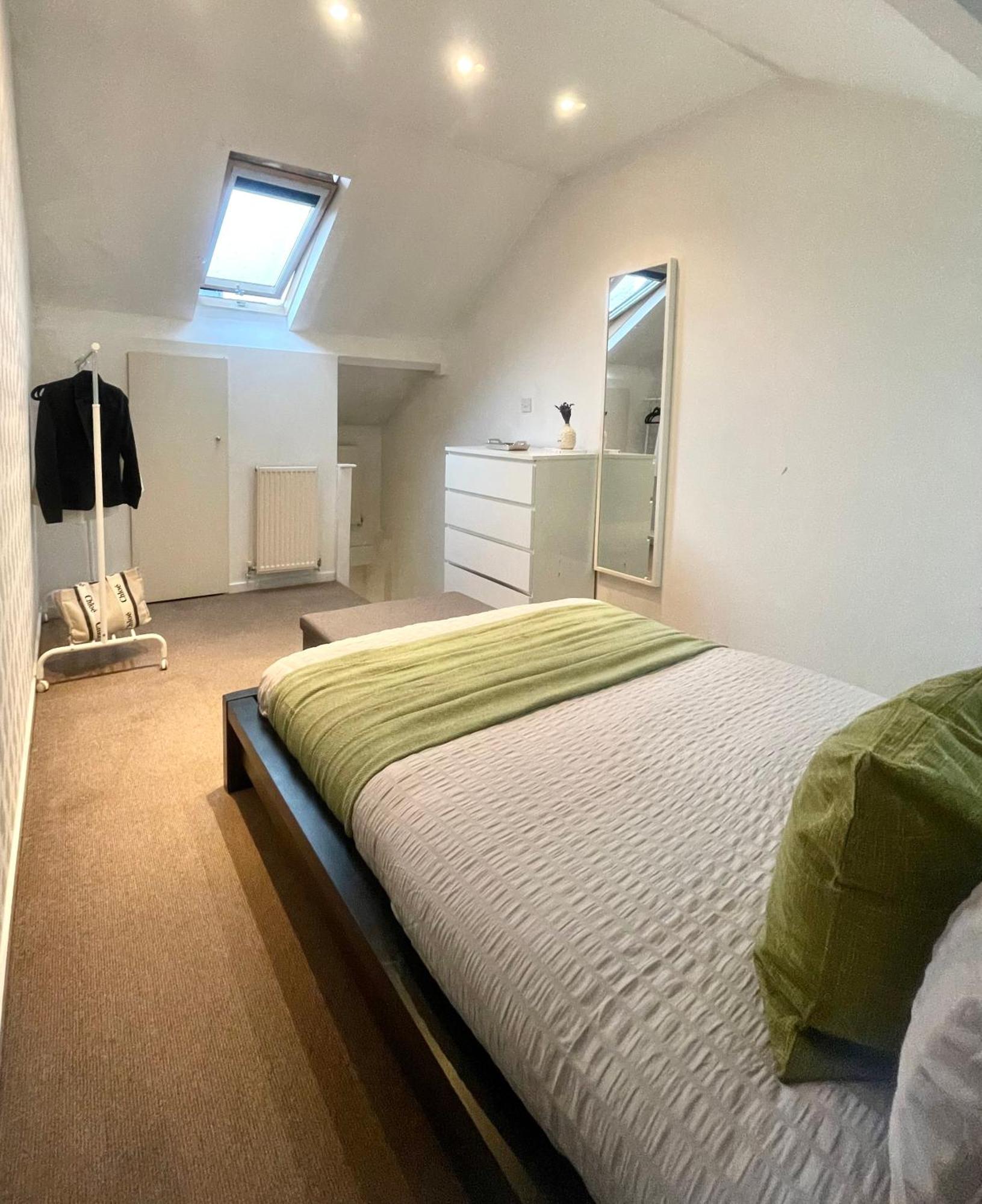 A Fantastic One Double Bedroom Flat Londres Extérieur photo